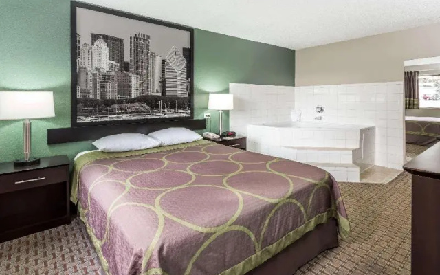 photo 3 of Super 8 by Wyndham Mundelein/Libertyville Area