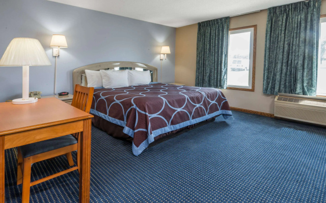 photo 2 of Super 8 by Wyndham O'Fallon MO/St. Louis Area