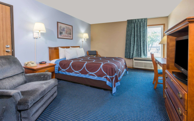 photo 5 of Super 8 by Wyndham O'Fallon MO/St. Louis Area