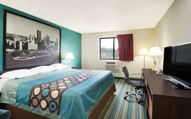 photo 5 of Super 8 Motel - Pittsburgh Airport/coraopolis Area