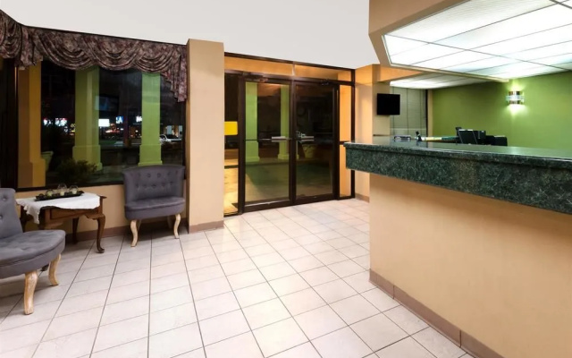 photo 2 of Super 8 Motel Troy