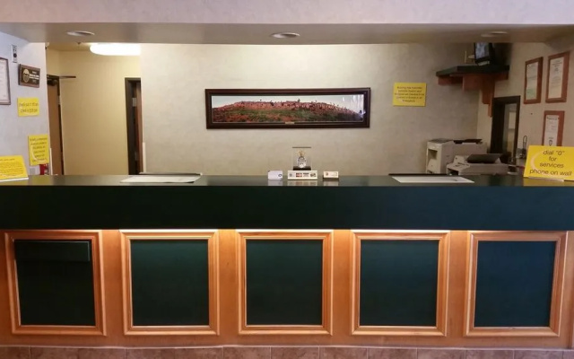 photo 2 of Super 8 Motel - Wheeling