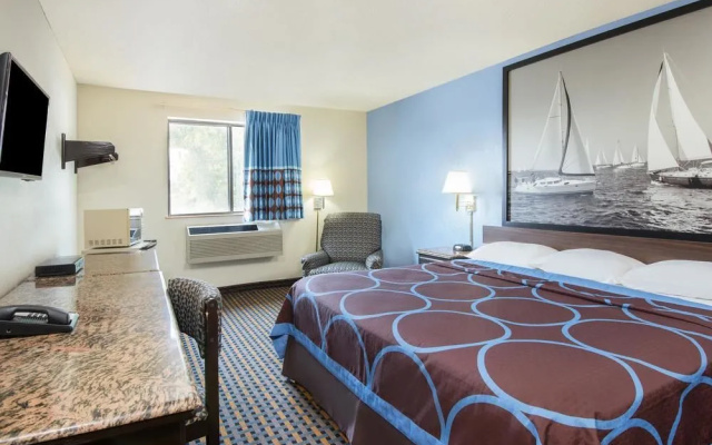 photo 5 of Super 8 New Castle
