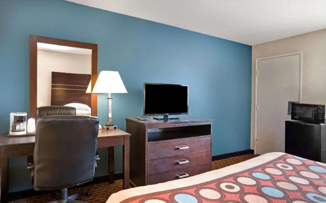 photo 5 of Super 8 by Wyndham Newark DE