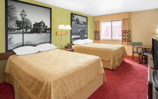 photo 5 of Super 8 by Wyndham Normal Bloomington