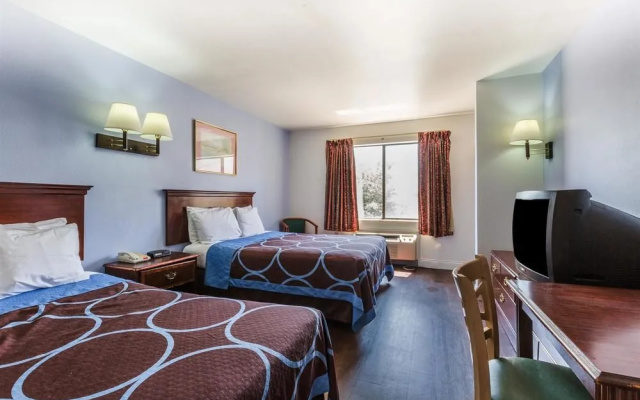 photo 3 of Super 8 Motel Garland North Dallas Area