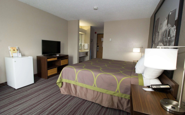 photo 2 of Super 8 by Wyndham Chicago O'Hare Airport