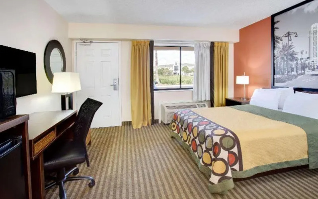 photo 4 of Super 8 Orlando Near Universal