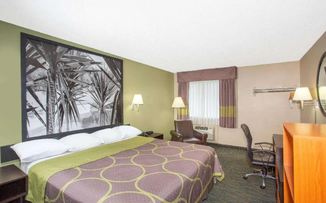 photo 4 of Super 8 by Wyndham Panama City
