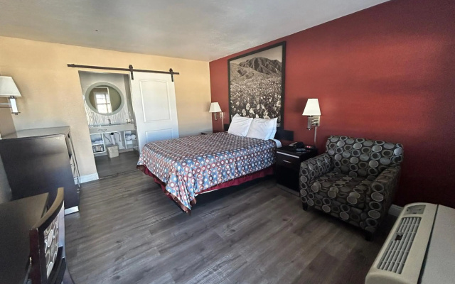 photo 4 of Motel 6 Pasadena, CA – Old Town Pasadena Area