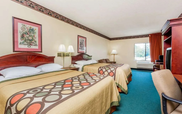 photo 2 of Super 8 Piedmont Greenville Area