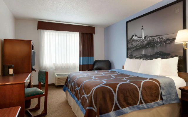 photo 5 of Super 8 by Wyndham Portland ME