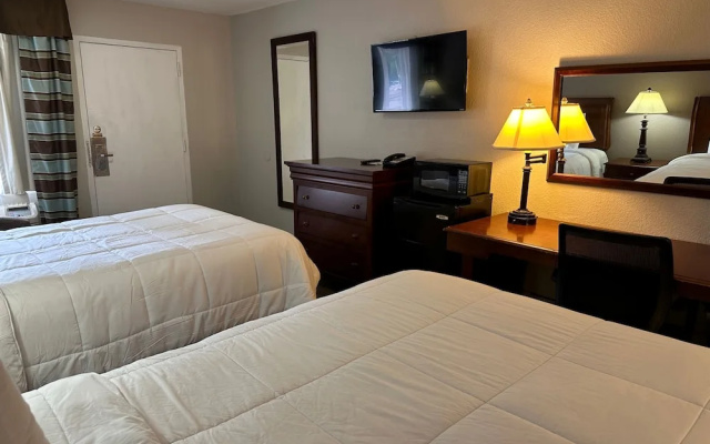 photo 4 of Super 8 Raleigh