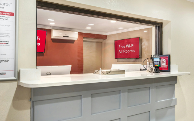 photo 2 of Red Roof Inn Raleigh Northeast - Downtown