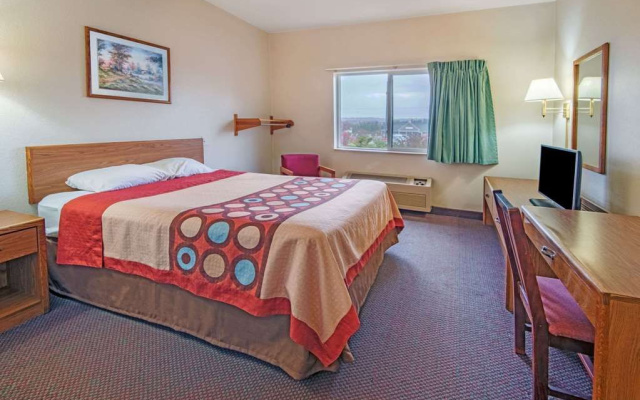 photo 3 of Super 8 By Wyndham Richfield Area
