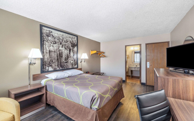 photo 4 of Super 8 by Wyndham Richfield UT