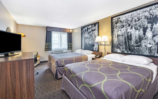 photo 3 of Super 8 Richfield UT