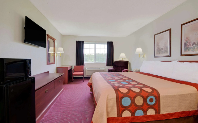 photo 5 of Super 8 by Wyndham Riverside/Kansas City