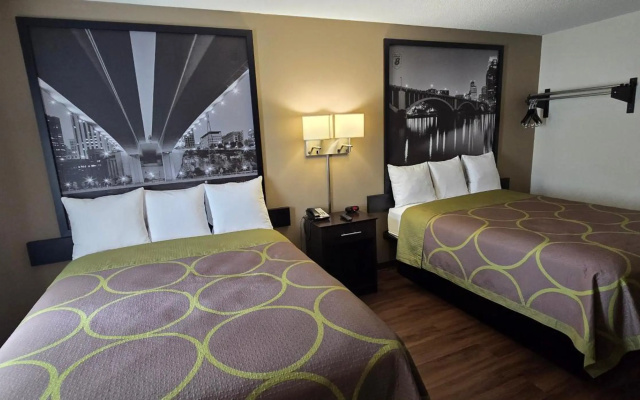 photo 2 of Super 8 By Wyndham Rogers Minnesota