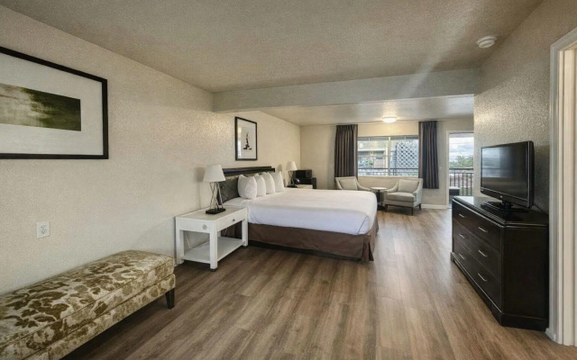 photo 2 of Rose Garden Inn - San Jose Airport