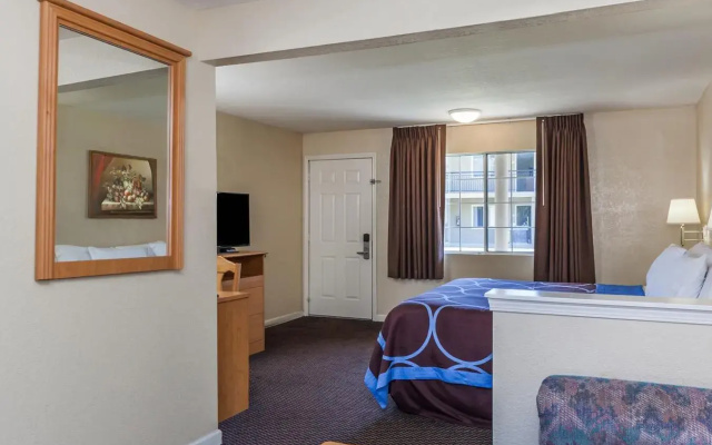 photo 3 of Rose Garden Inn - San Jose Airport