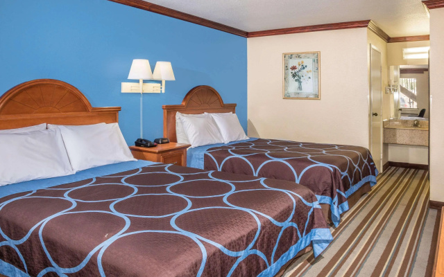 photo 2 of Super 8 by Wyndham San Marcos