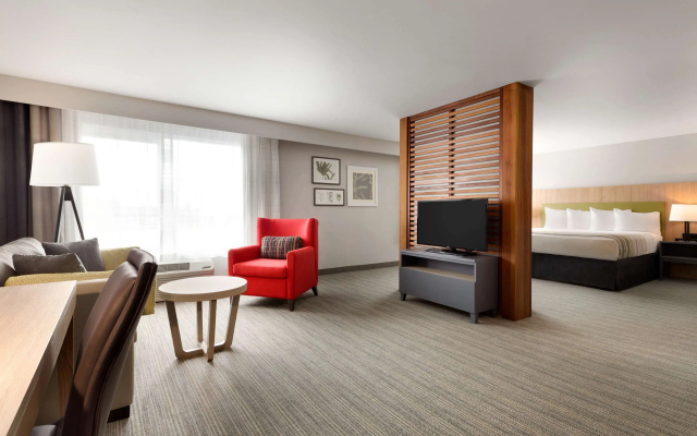photo 3 of Country Inn & Suites by Radisson, Seattle-Tacoma International Airport, WA