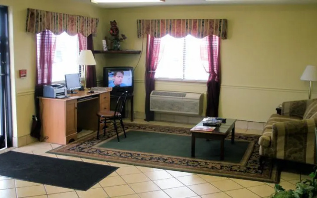 photo 4 of Super 8 Motel - Somerset
