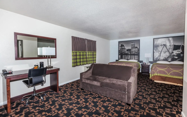 photo 3 of Gateway Inn & Suites