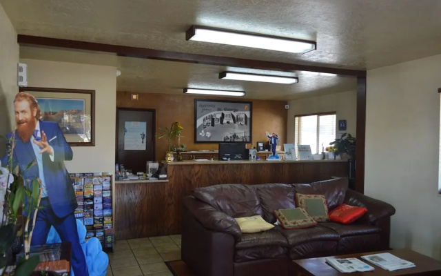 photo 2 of Super 8 by Wyndham St. George UT