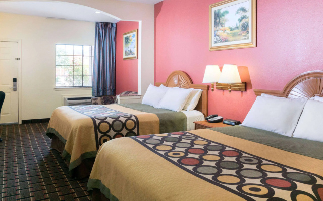 photo 5 of Super 8 by Wyndham Stafford Sugarland Area
