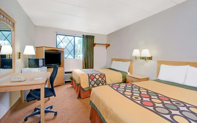 photo 4 of Super 8 by Wyndham Stamford/New York City Area