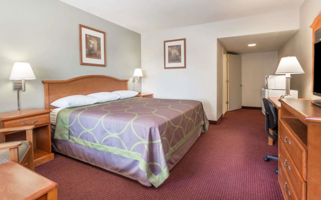 photo 5 of Super 8 by Wyndham Tempe/ASU/Airport