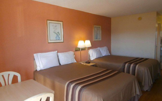 photo 4 of Americas Best Value Inn Tucker
