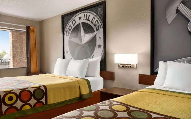 photo 4 of Super 8 by Wyndham Universal City