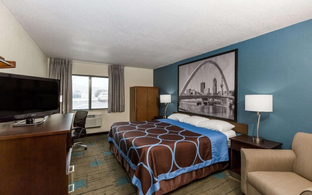 photo 5 of Super 8 Urbandale/Des Moines Area