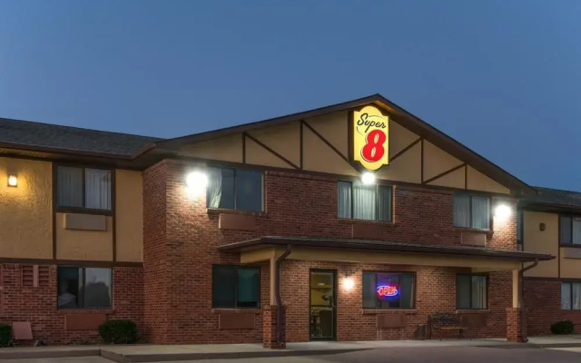 photo 4 of Super 8 Warrenton