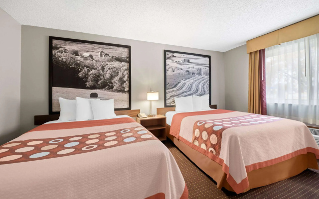 photo 4 of Super 8 by Wyndham Waverly