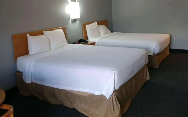 photo 2 of Days Inn by Wyndham Waynesville NC