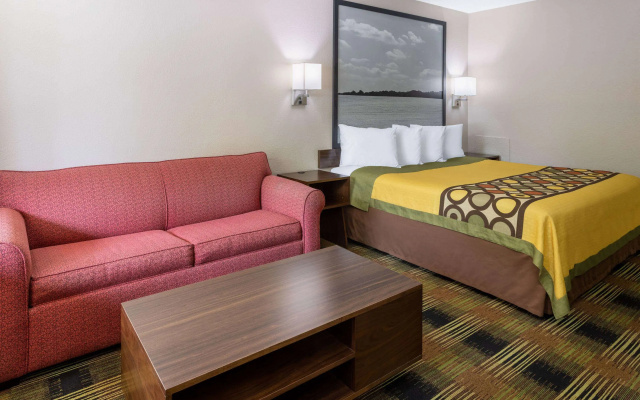 photo 5 of Super 8 by Wyndham Williamsburg/Historic Area