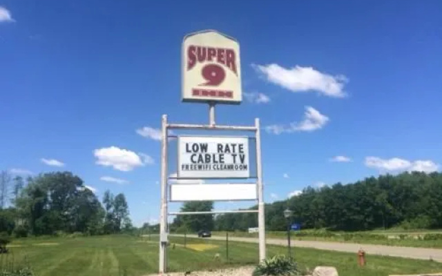 photo 2 of Super 9 Motel
