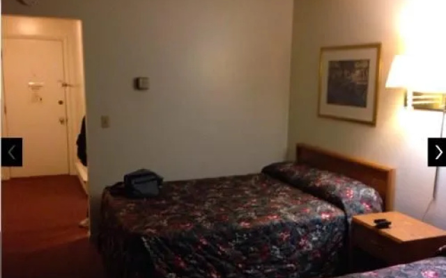 photo 3 of Super 9 Motel