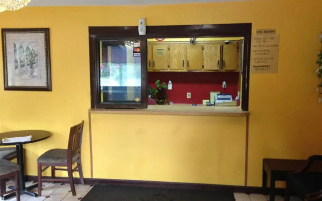 photo 2 of Super Inn
