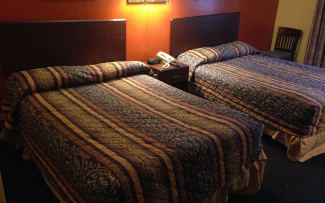 photo 4 of Super Inn