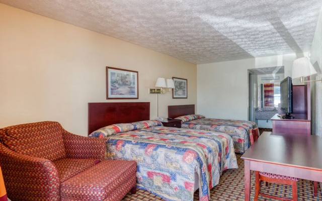 photo 5 of Super Inn Decatur