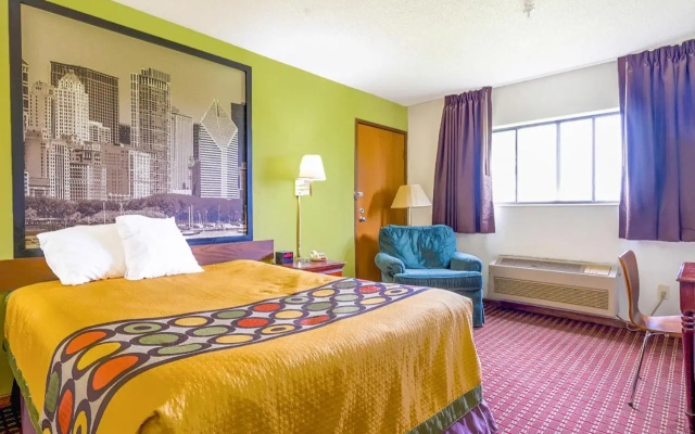 photo 2 of Super Rest Inn