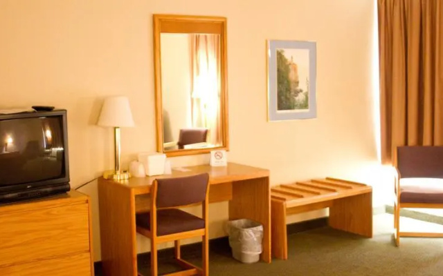 photo 5 of Superior Bayfront Inn