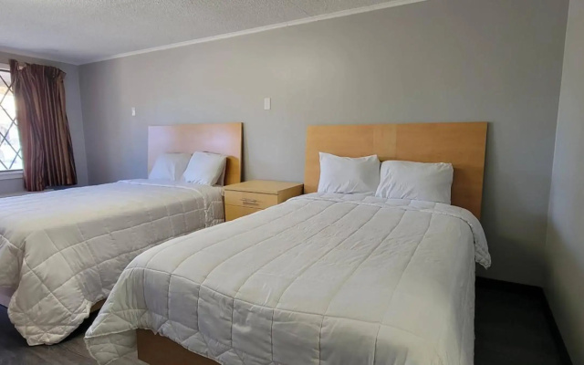 photo 2 of Superlodge