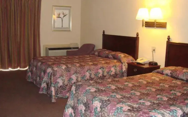 photo 2 of Superlodge Kingston Motel