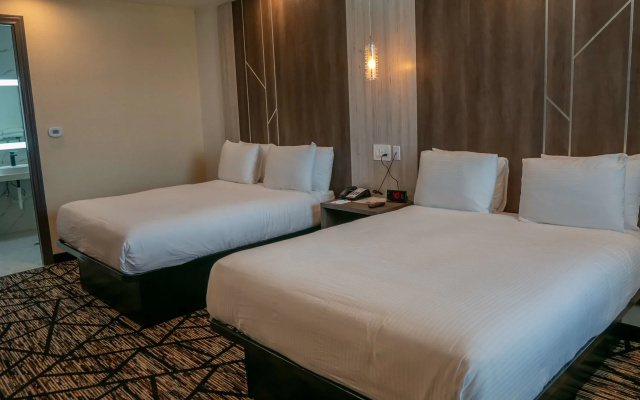 photo 5 of Comfeeni Inn and Suites